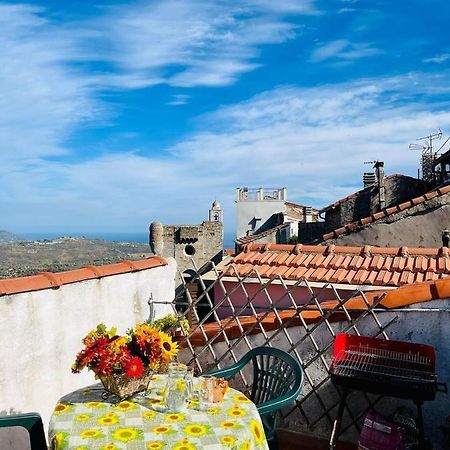 Ca' De Raffe' Apartment Lingueglietta Екстериор снимка